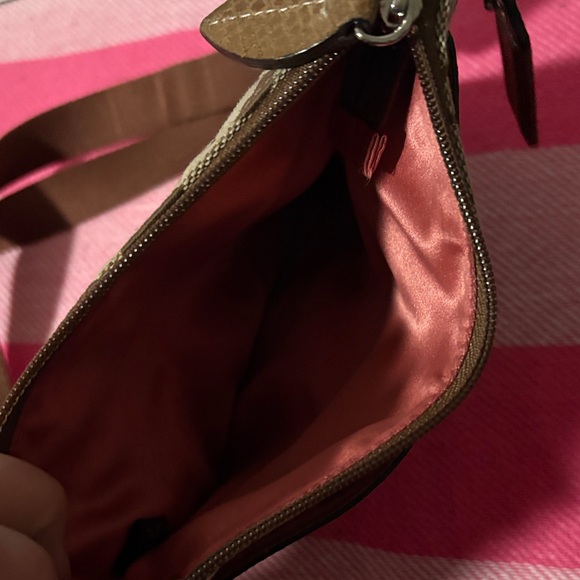 Coach Tan/Brown Signature Canvas Swinger Bag - Picture 6 of 8